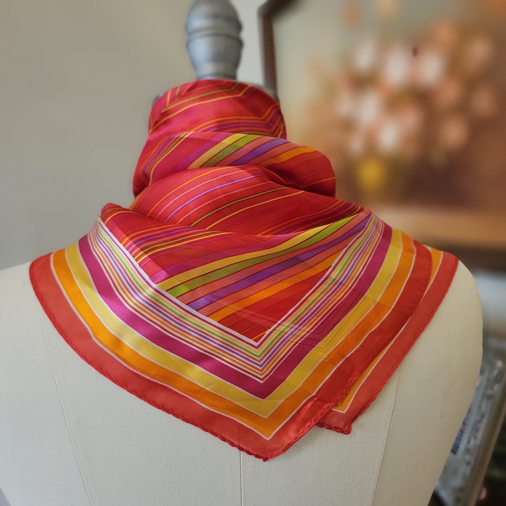 Deadstock Vintage Oscar de la Renta Red Retro Stripe Silk Scarf Head Wrap NWT - Picture 6 of 9